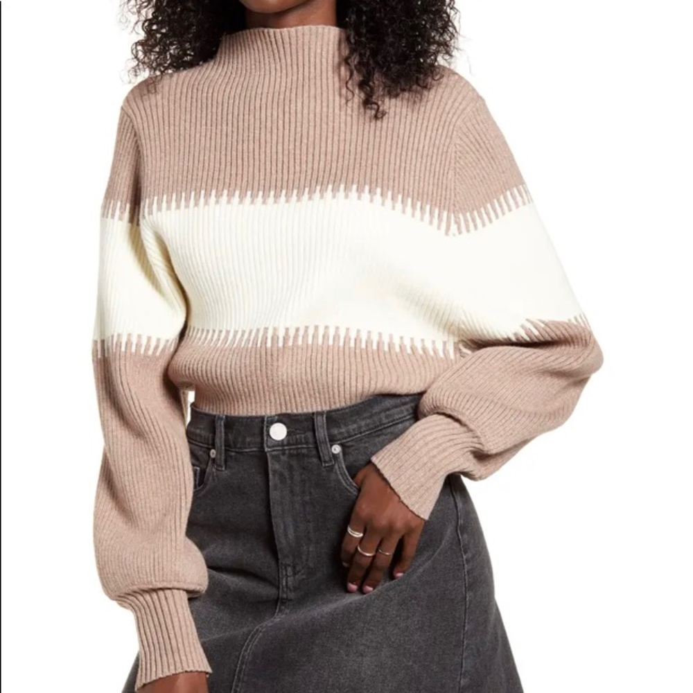 Contrast Funnel Neck Sweater